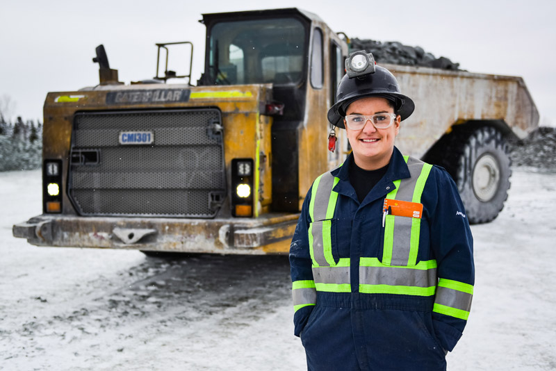 Travailler mine-Val-d-Or